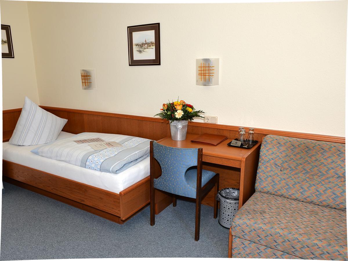 Hotellerie Waldesruh Oberlimberg エクステリア 写真